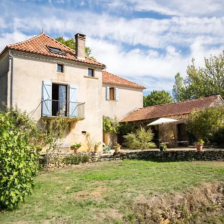 Quaint Holiday With Private Pool In Puy-l'evaªque