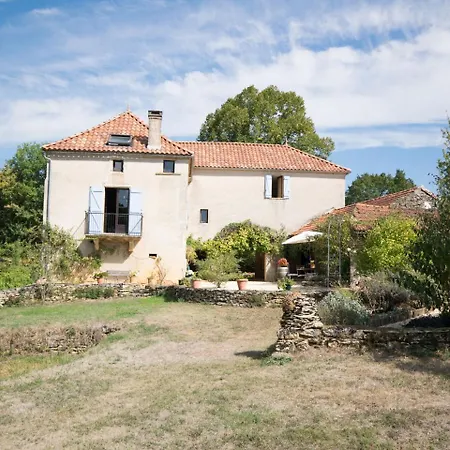 Quaint Holiday With Private Pool In Puy-l'evaªque 펜션 Puy-lʼÉvêque