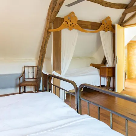 Quaint Holiday With Private Pool In Puy-l'evaªque 펜션 *